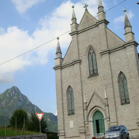 Horská chata La Casa Del Ghiro - Parco Dolomiti Bellunesi Corazzai